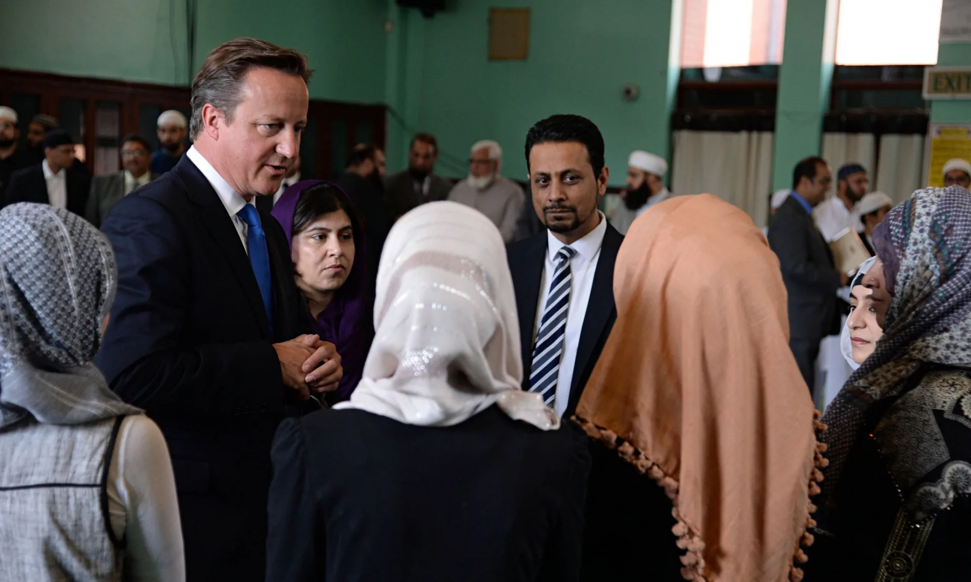 David-Cameron-at-Jamia-Ma-009