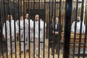 أحكام بالإعدام على مرسي وقيادات الإخوان تشي باقتراب التصفية