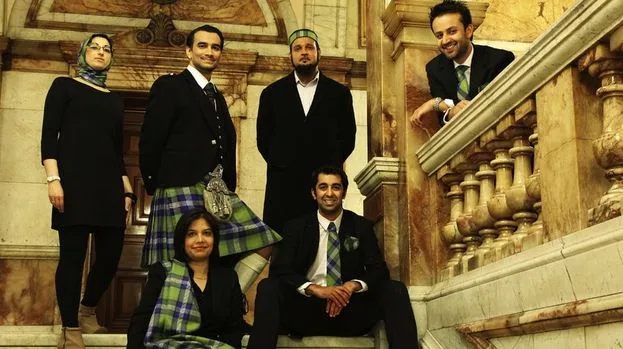 180487-humza-yousaf-sporting-the-islamic-tartan-for-islam-awareness-week