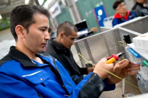 الشركات الألمانية تنظر إلى اللاجئين كفرص سانحة لتعزيز الاقتصاد