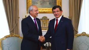 تركيا بحاجة لبناء مركز وسطي سياسي جديد