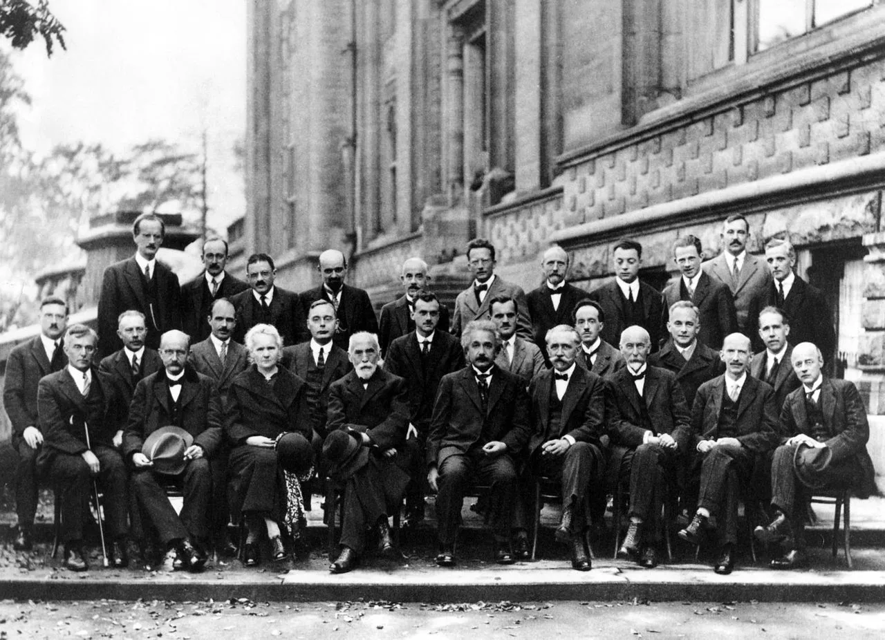 1280px-solvay_conference_1927