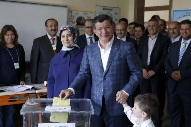 turkey_20150607_polls_ahmet_davutoglu_620_413_100