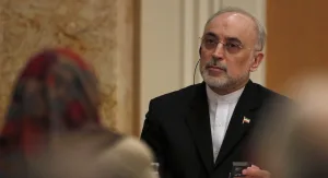 علي أكبر صالحي يكشف تفاصيل جديدة عن القنوات السرية الأمريكية -الإيرانية