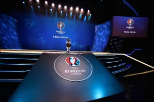 إضاءة على قرعة يورو 2016