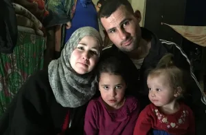 أول موجة من اللاجئين السوريين تصل إلى كندا من لبنان