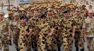 بعد قرار مجلس الدفاع الوطني، هل يدخل الجيش المصري حربًا برية في اليمن؟!