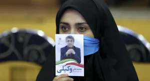 حكاية انتخابين: إيران والولايات المتحدة