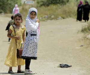 المخيمات الفلسطينية في لبنان: 60 عامًا من العار