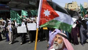 هل فتحت الدولة الأردنية النار على حليف الأمس؟