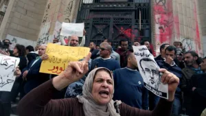 السيسي يقضي على الملاذ الأخير للمصريين: المجتمع المدني