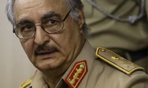 ليبيا: حفتر وتنظيم الدولة… عداء أم حاجة؟