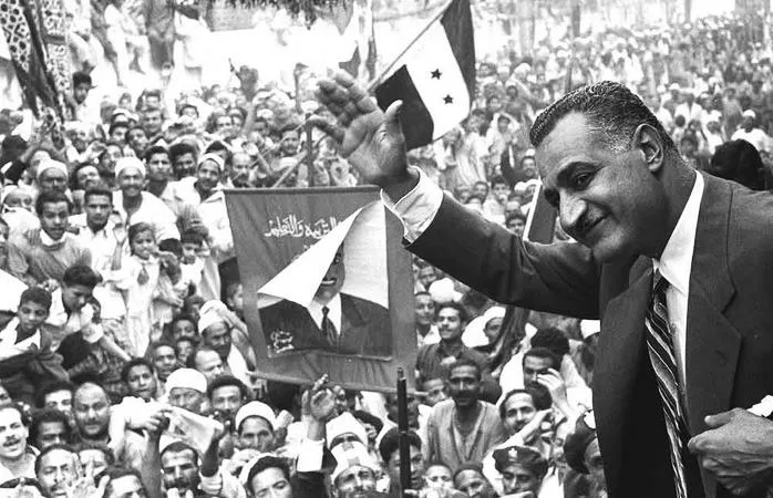 nasser_in_mansoura_1960-2