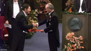 جائزة نوبل: هيمنة أمريكية بريطانية والتسييس أبرز الانتقادات