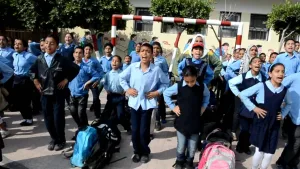 بالوقفات وقطع الطرق والتهجير: 20 مليون طالب مصري يستقبلون اليوم الأول للدراسة