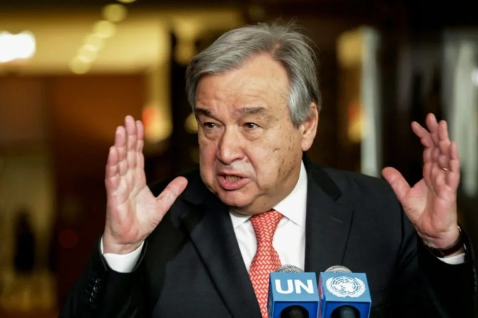 867802-antonio-guterres-le-12-avril-2016-a-new-york