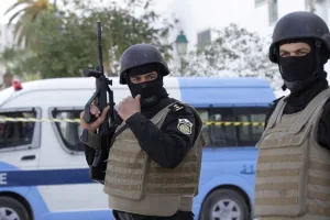 هل تسنّ تونس “قانون توبة” للجهاديين العائدين إلى أراضيها؟