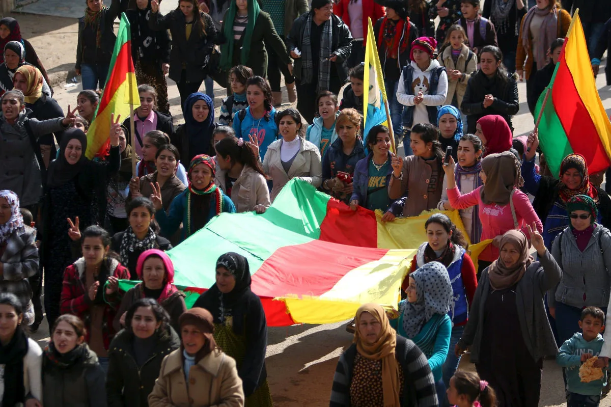 kurdish_women_protest_france_1