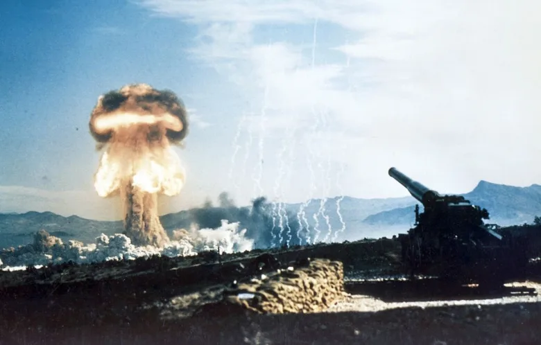 1280px-nuclear_artillery_test_grable_event_-_part_of_operation_upshot-knothole_0