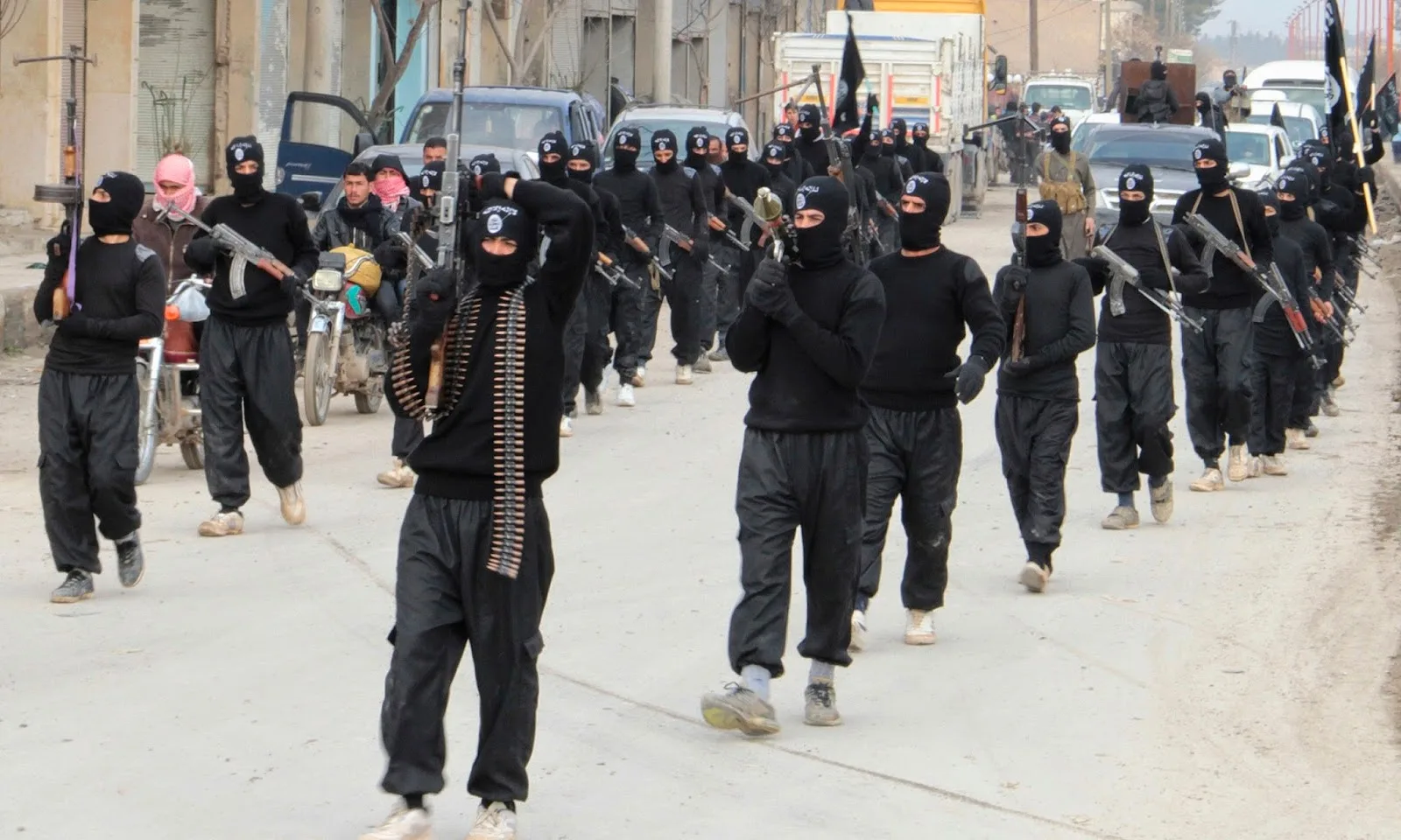 16-jihadist-group-isis-declares-islamic-caliphate-in-iraq-syria1