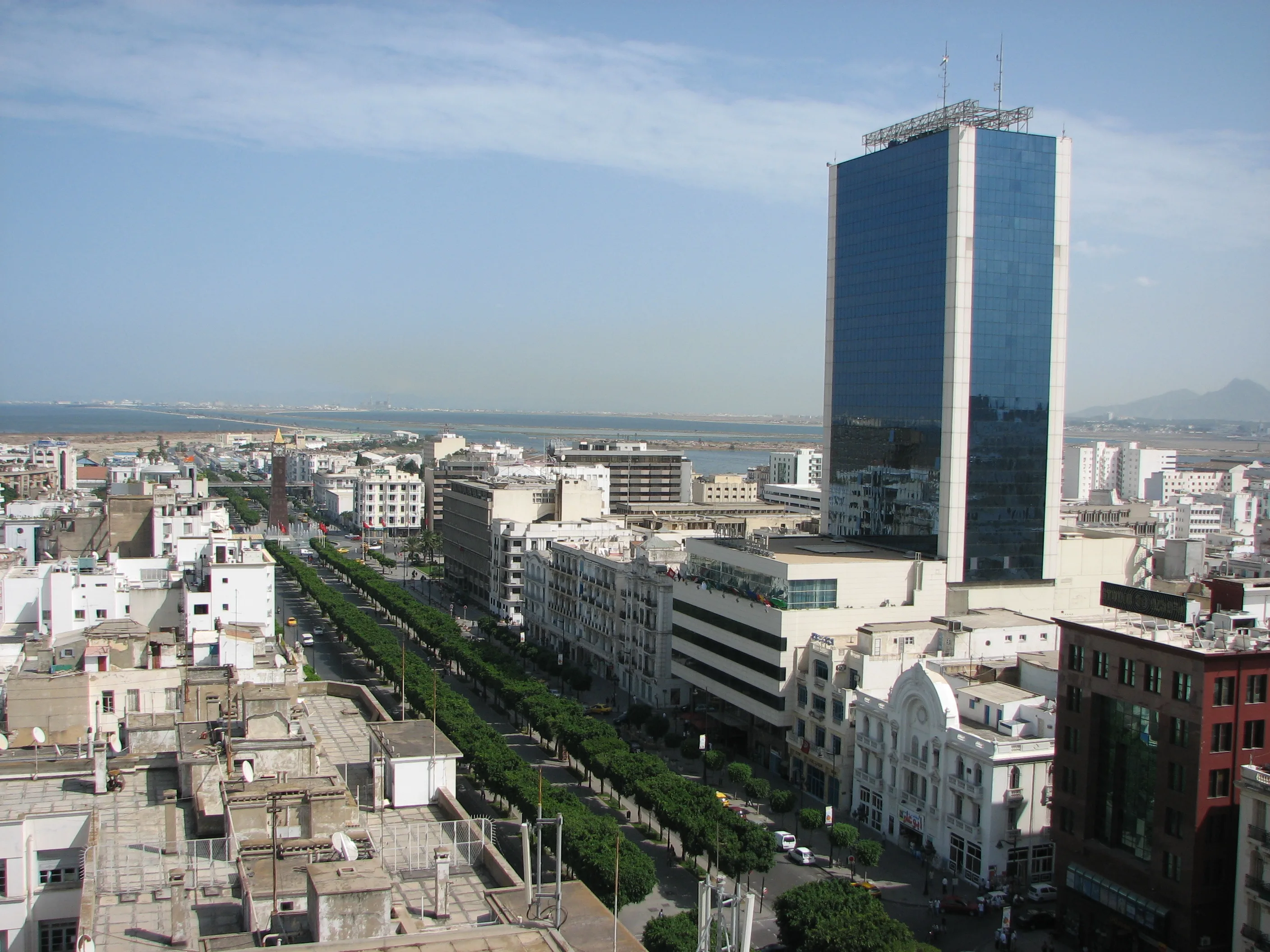 ave_habib_bourguiba_tunis_1