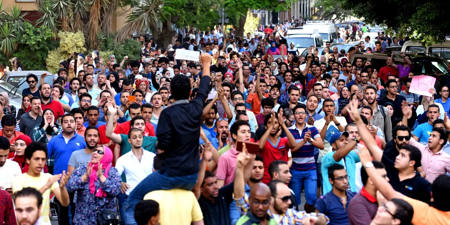 egypt-hackers-protests-1485986503-article-header