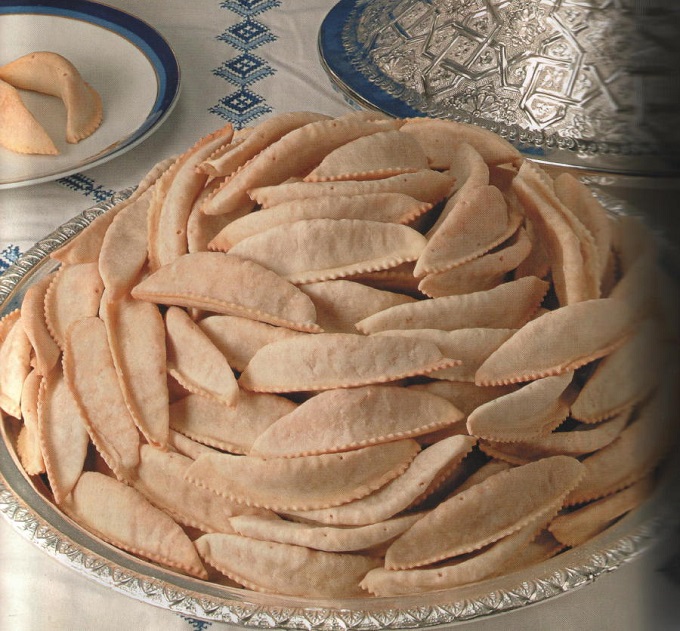 حلويات كعب الغزال