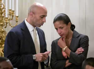 كل ما نعرفه حتى الآن عن قصة اختراق البريد الإلكتروني للسفير الإماراتي في أمريكا