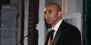 “نون بوست” تنشره كاملًا: الدبلوماسية المخفية والحياة القذرة والمزدوجة لأكثر سفراء الإمارات نفوذاً