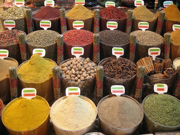 800px-spices_22078028
