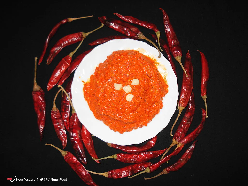 1024px-harissa_sauce_1