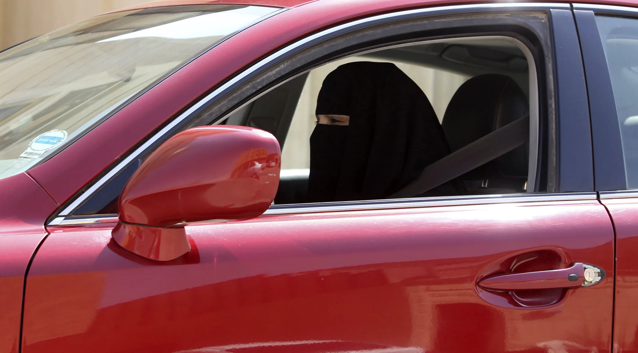 12-29-14-woman-driving-saudi-arabia