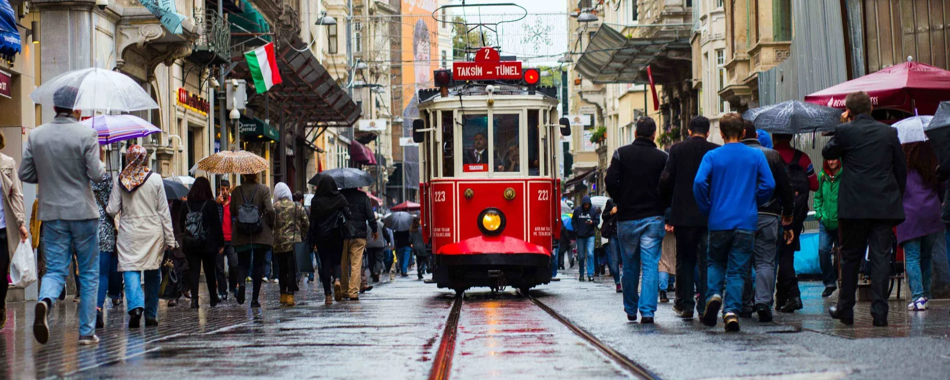 turkey-tours-istanbul-street