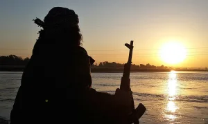 ما الرسائل التي أراد تنظيم “داعش” إيصالها في إصدار “لهيب الحرب 2″؟