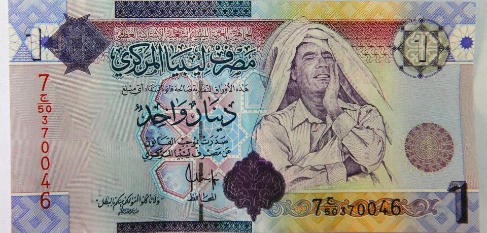 libyen-portrait-von-gaddafi-auf-geldschein