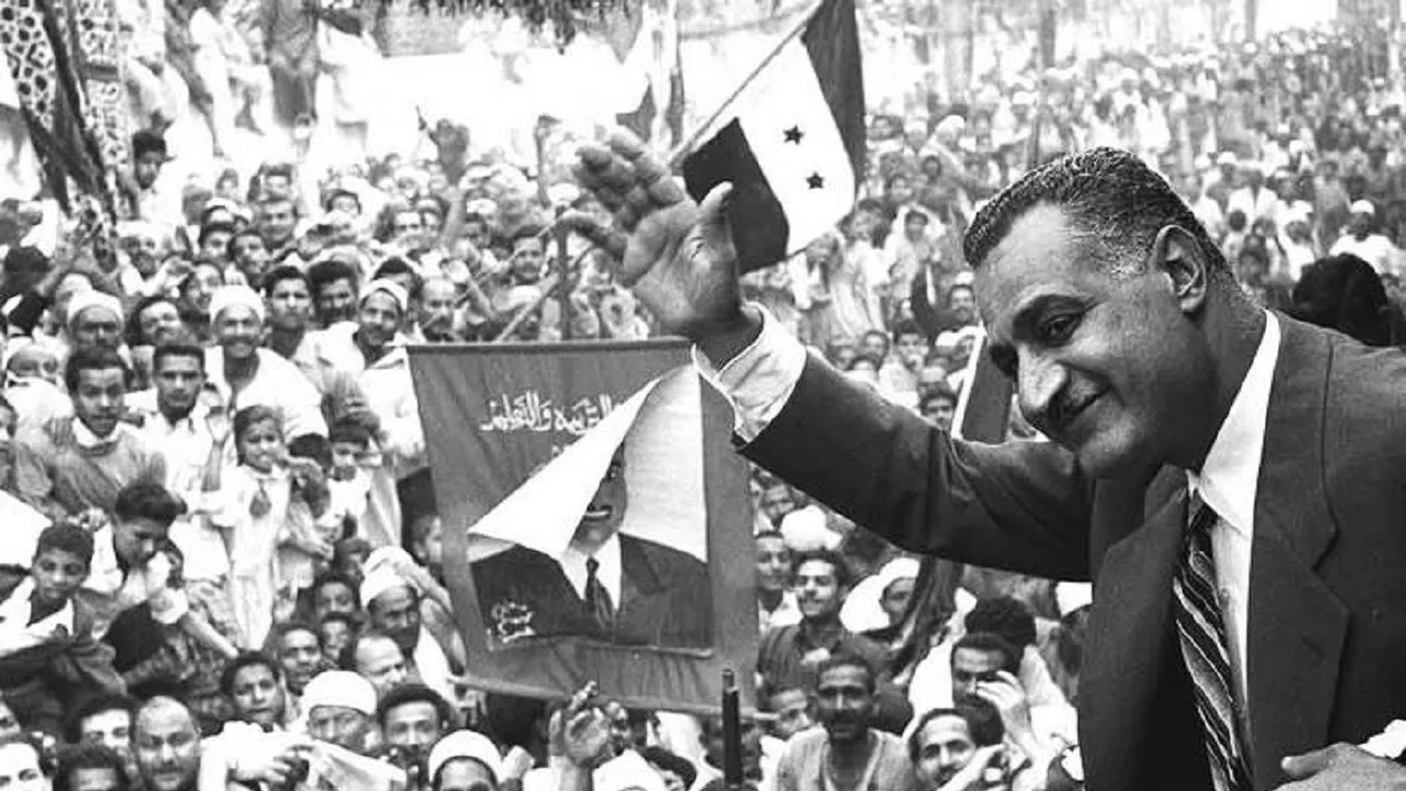 nasser_in_mansoura_1960