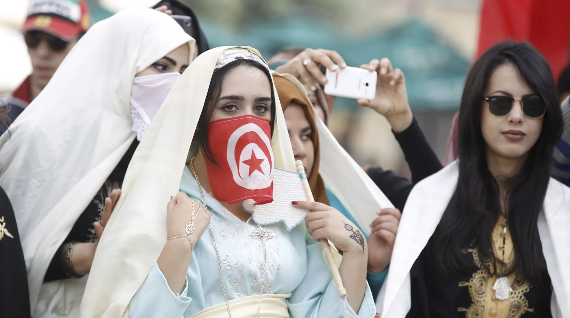يكفل الدستور التونسي حرية المعتقد