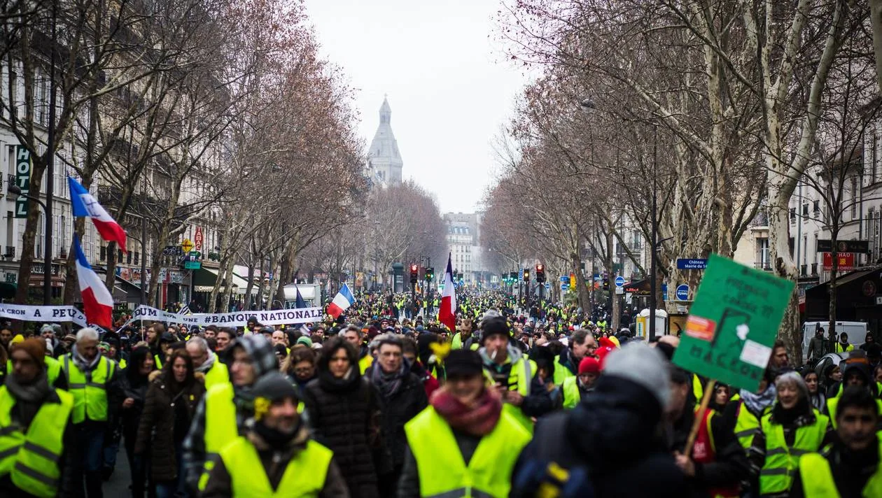 3973d5dbc55f6b4ee851c0458ba30432-gilets-jaunes-nuit-jaune-chaines-humaines-quoi-s-attendre-ce-samedi-pour-l-acte-11