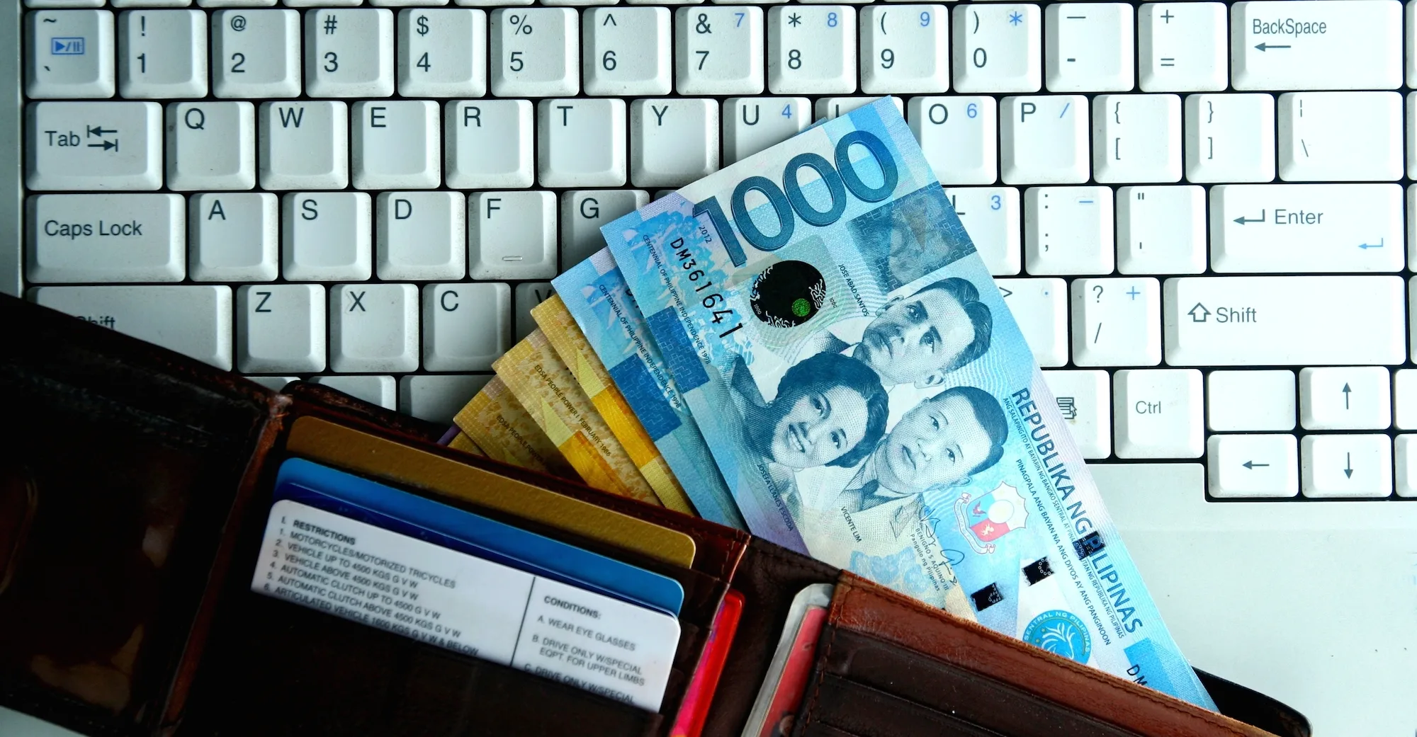 filipino-currency-pesos