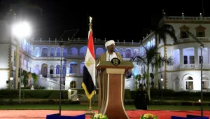حل الحكومة وأعلن الطوارئ.. خطاب البشير يشعل جذوة نيران الاحتجاجات