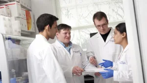 لم تعد الحقيقة أولوية.. هكذا تخلت الدراسات العلمية عن أمانتها