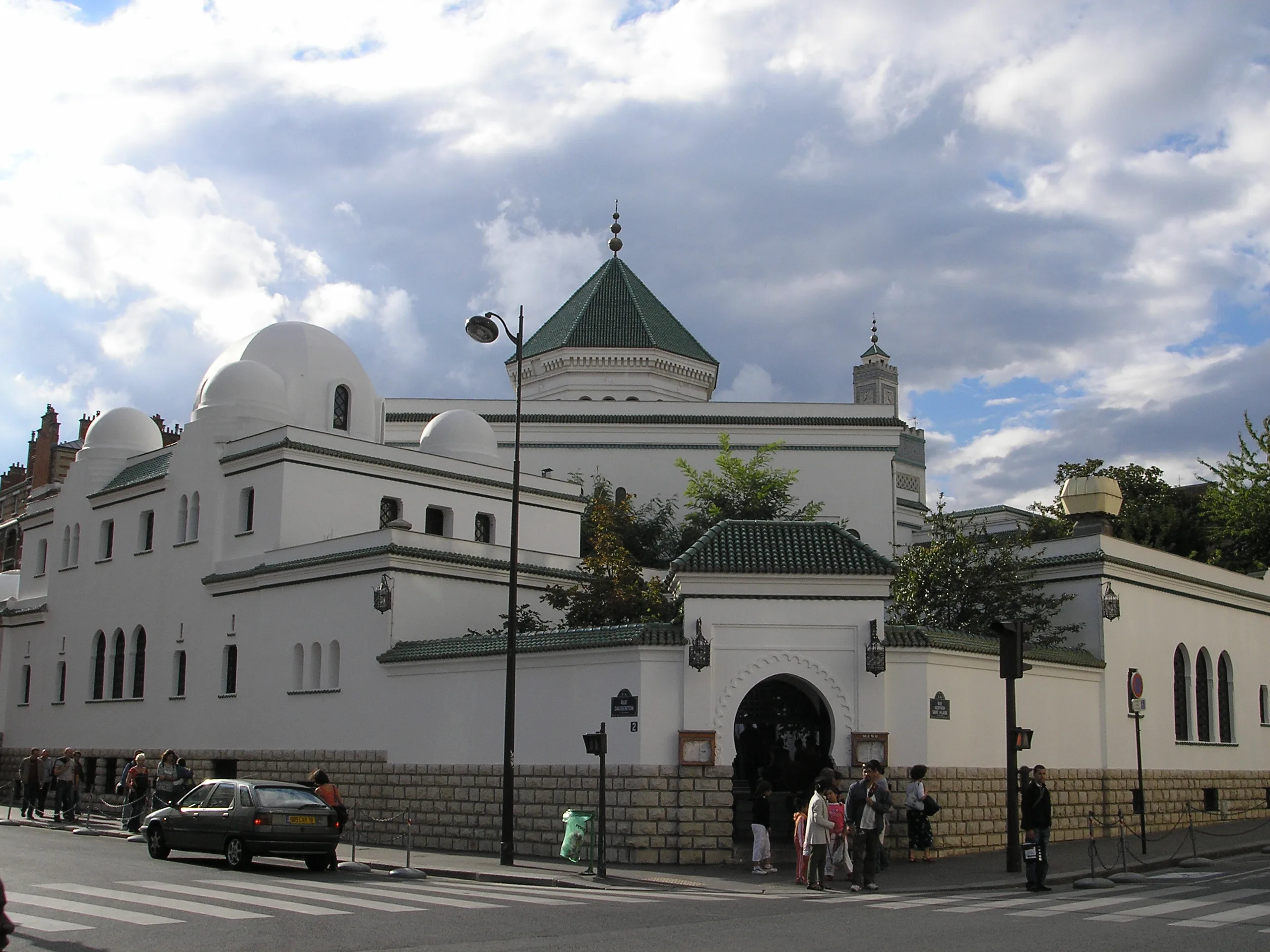 mosque_paris_aug_2006_002