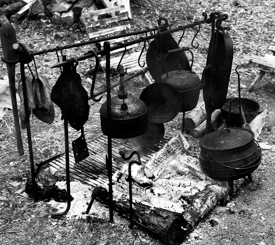 1800s-cast-iron-cooking-david-lee-thompson
