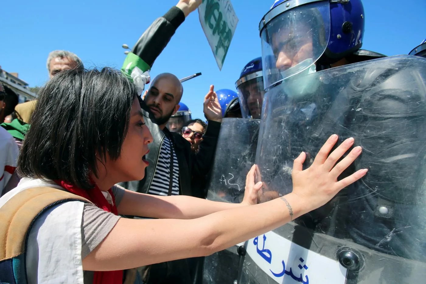 2019-06-16t124909z_576410867_rc16ce6e9fa0_rtrmadp_3_algeria-protests