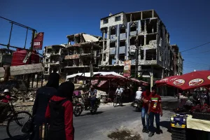 كيف يبدو “النصر”: رحلة عبر سوريا الممزقة