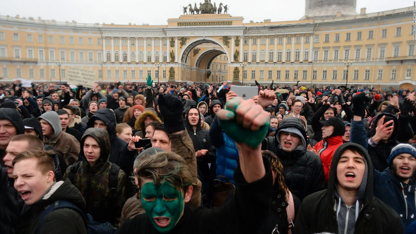 170327115714-09-russia-protests-full-169