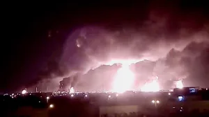 السّعودية توقف نحو نصف إنتاجها من الخام بعد ضربات الطائرات دون طيار