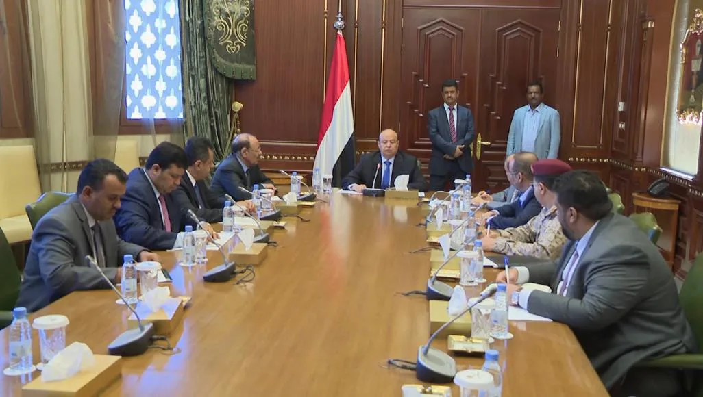 الحكومة اليمنية رفضت دعوة الحوار مع المجلس الانتقالي المدعوم إماراتيا (الجزيرة)