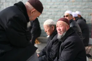 “لا رحمة على الإطلاق”: ملفات مسرّبة تكشف تفاصيل احتجاز الصين للمسلمين