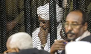 لماذا يرفض بعض السودانيين تسليم البشير للجنائية الدولية؟